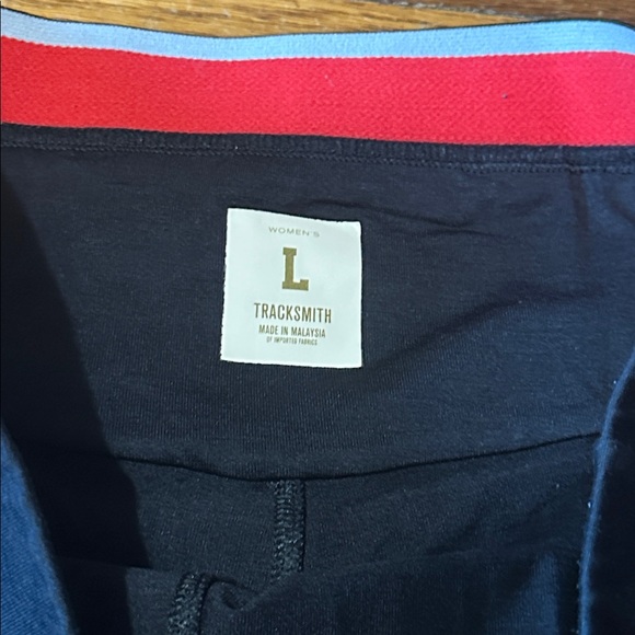 Tracksmith Women’s Session Shorts, Black, Large - Picture 2 of 6